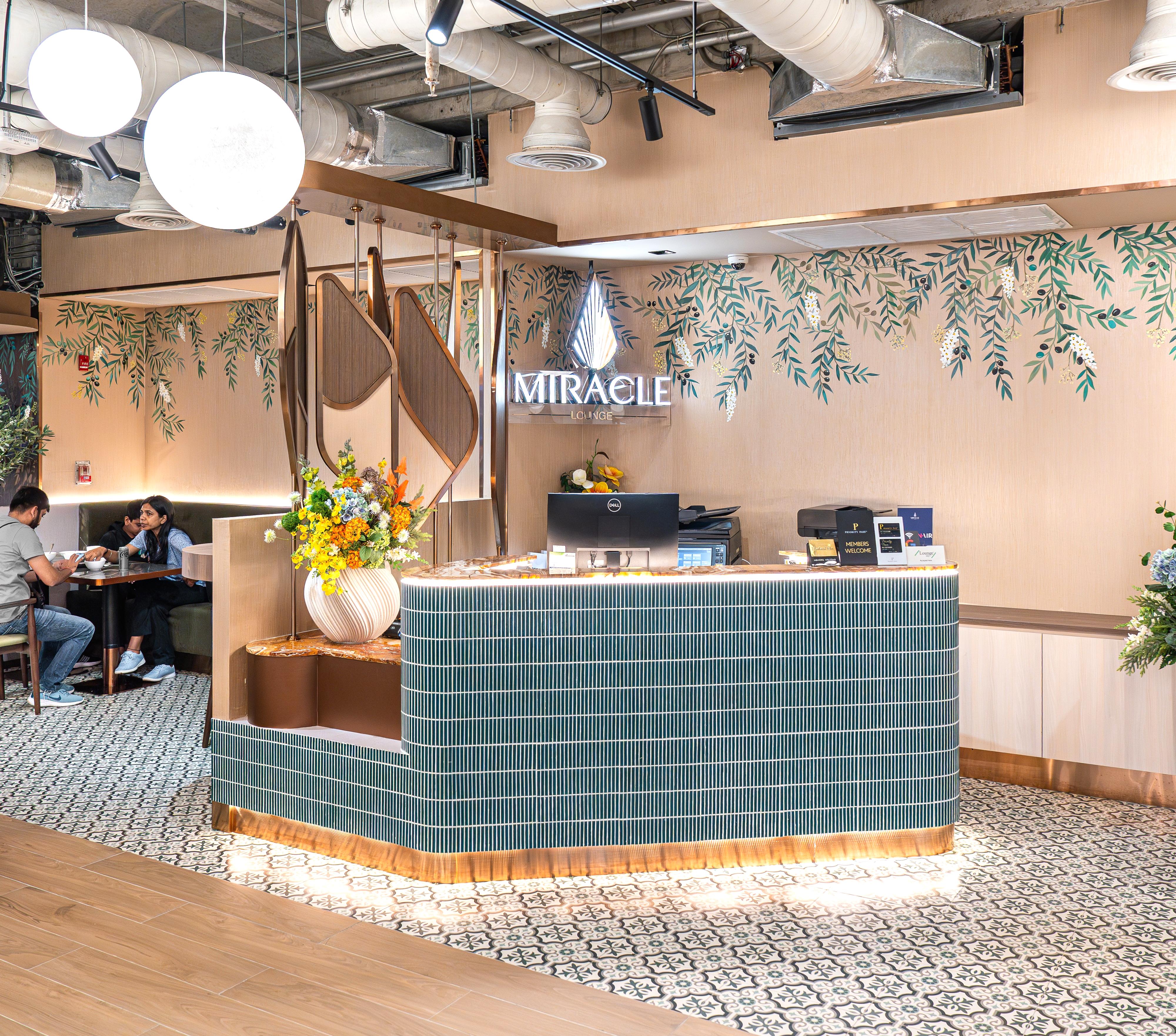 Miracle First Class Lounge