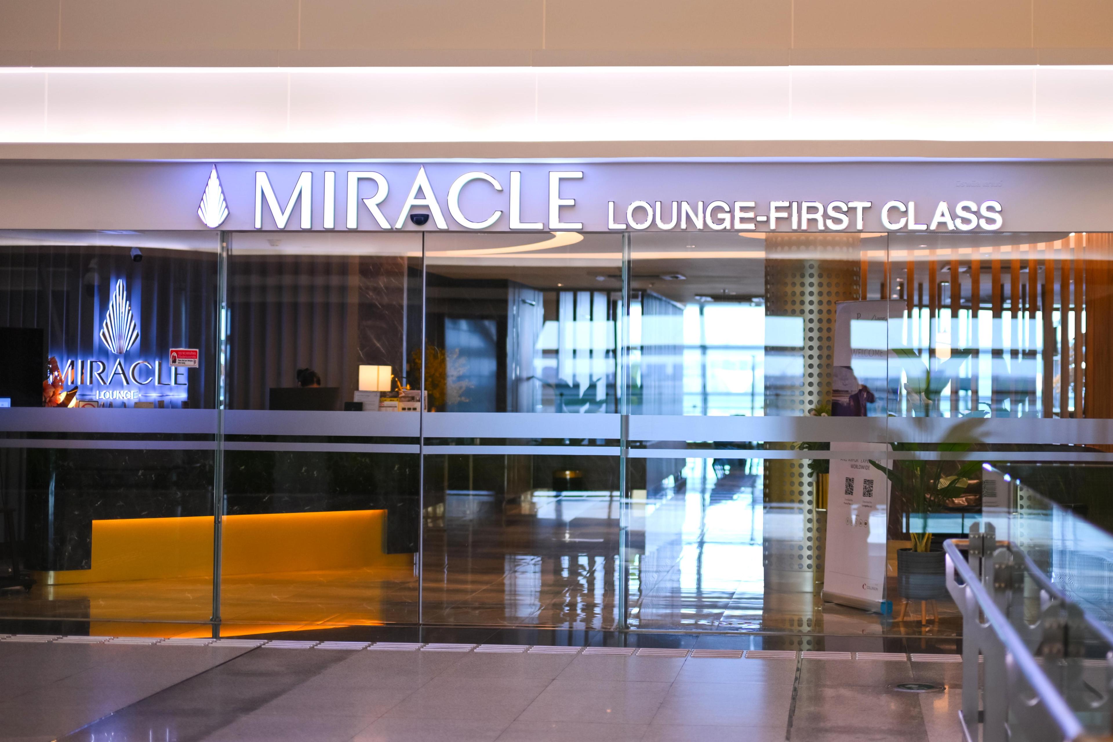Miracle Lounge