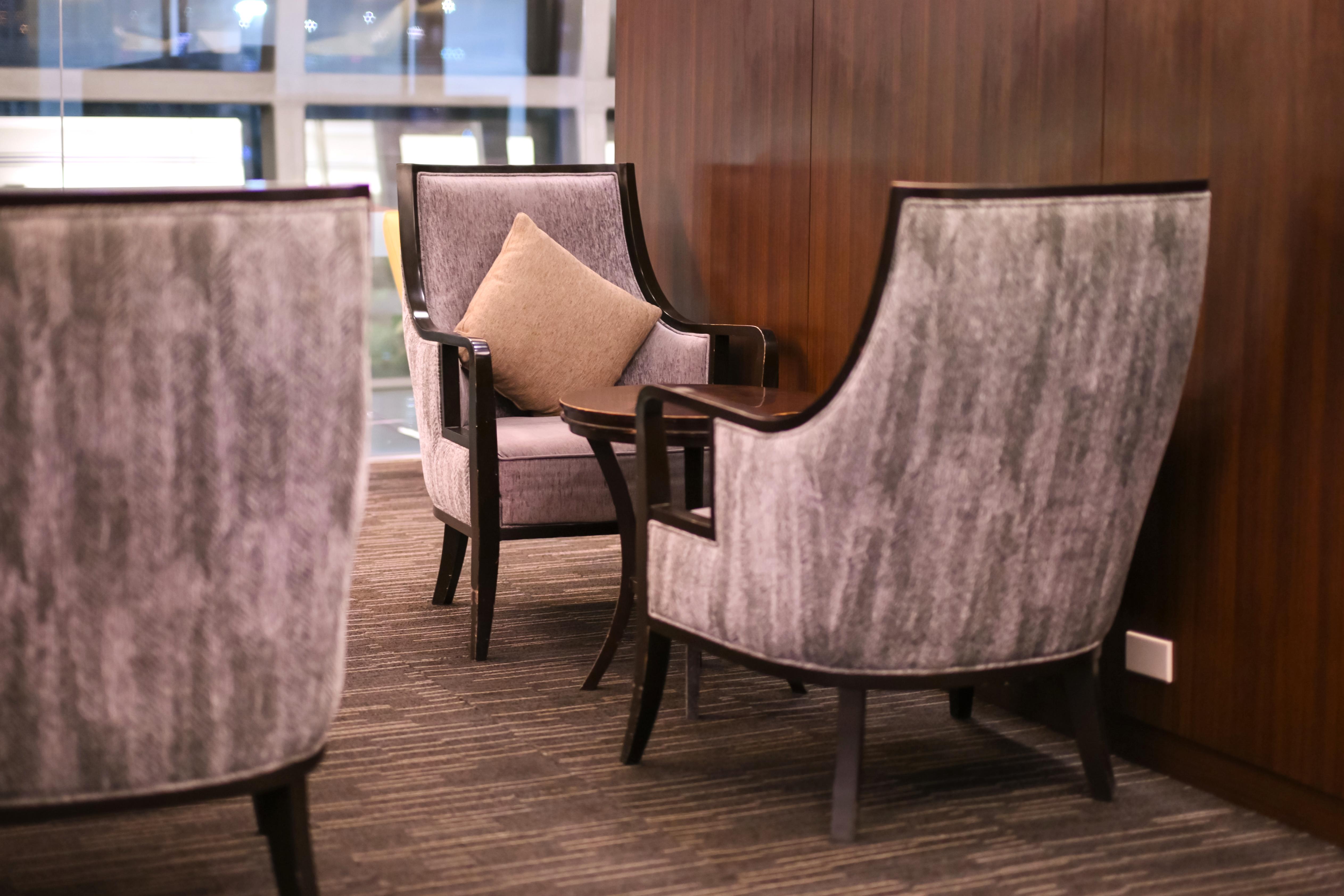 Miracle First Class Lounge