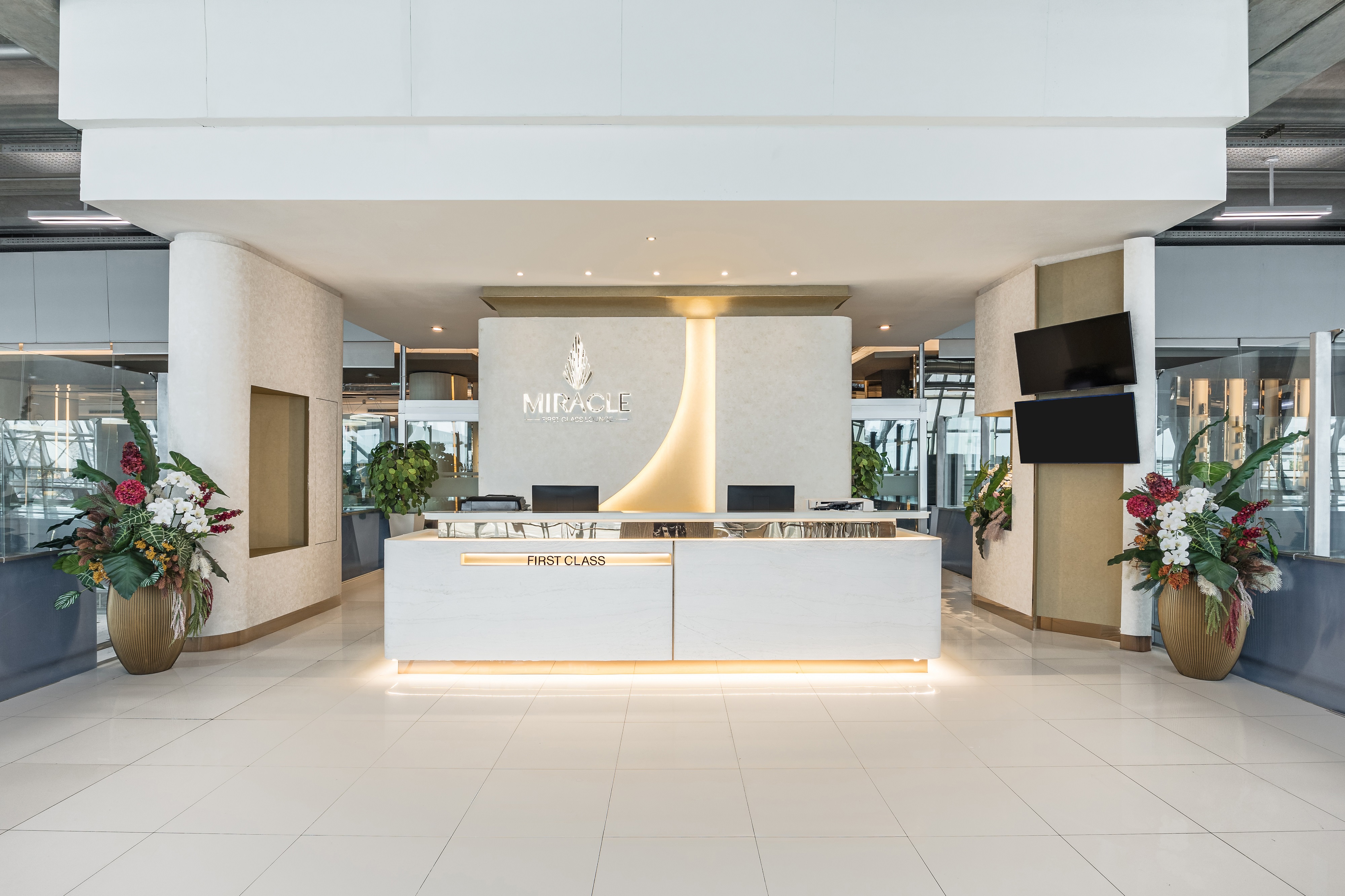 Miracle First Class Lounge