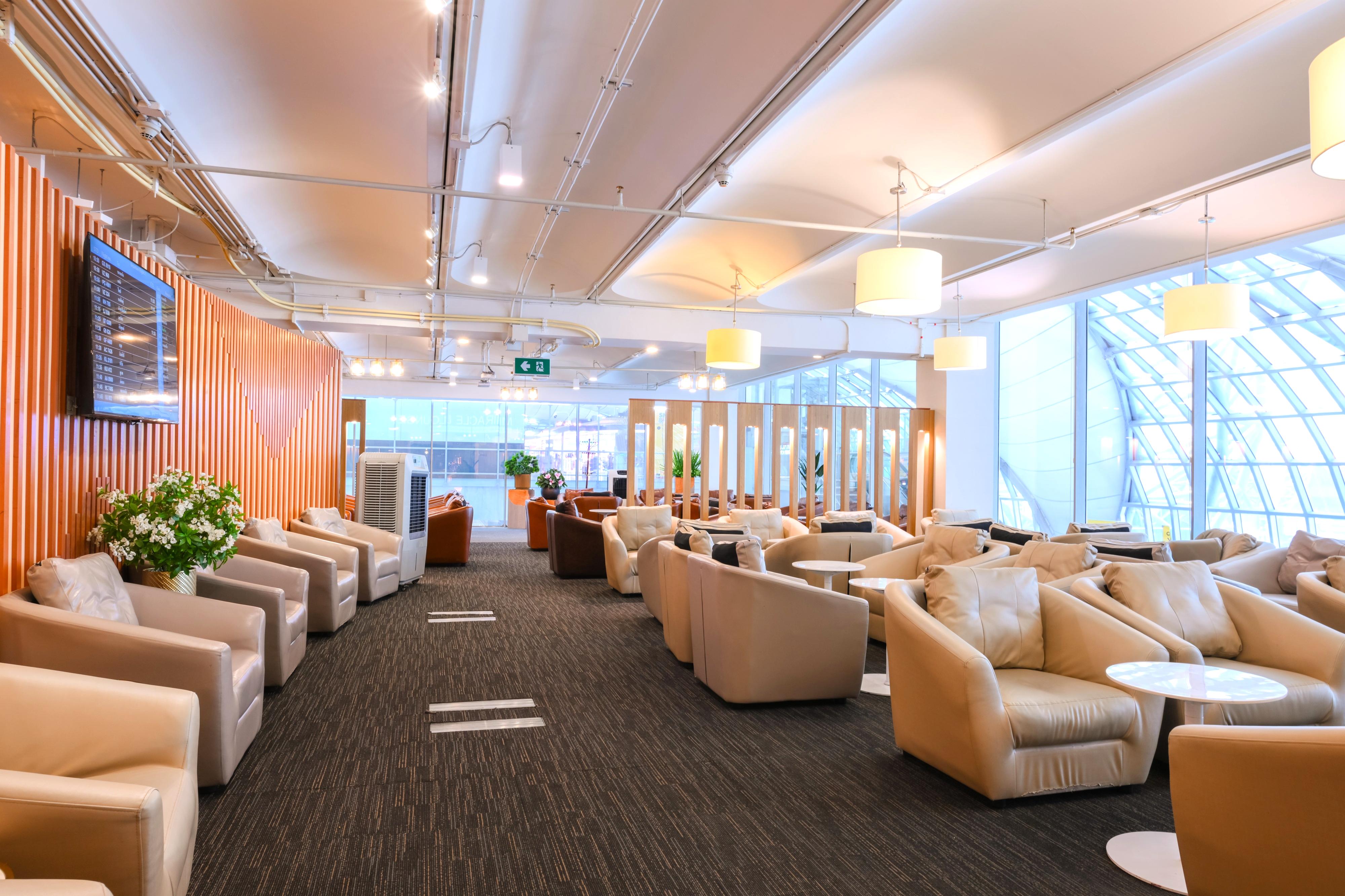Miracle First Class Lounge