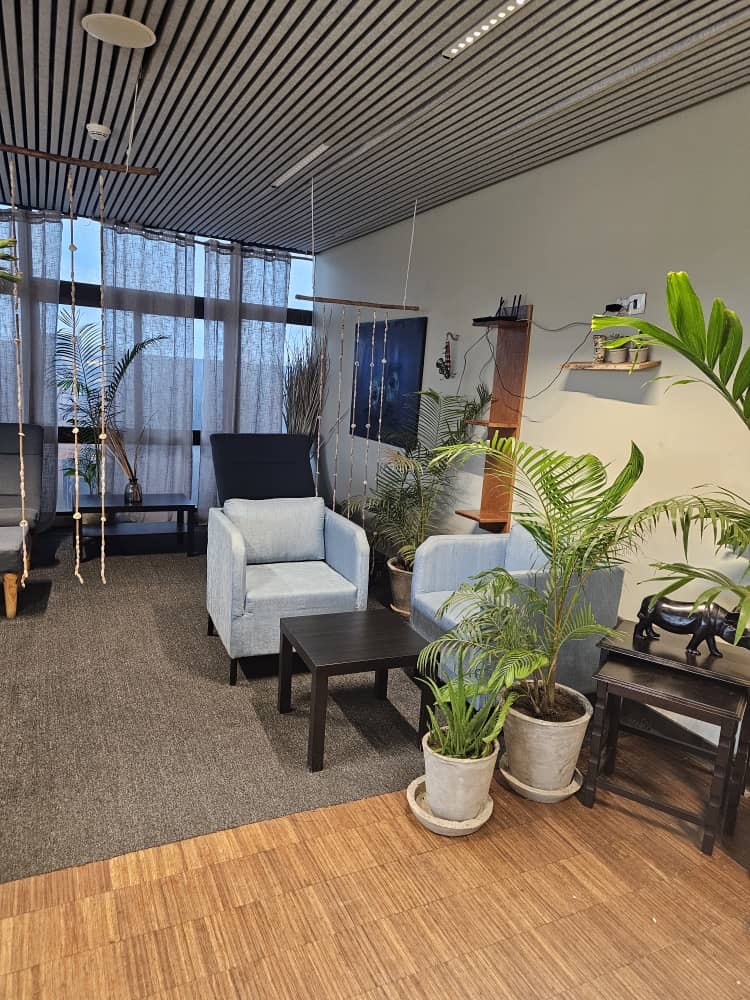 First Class Lounge