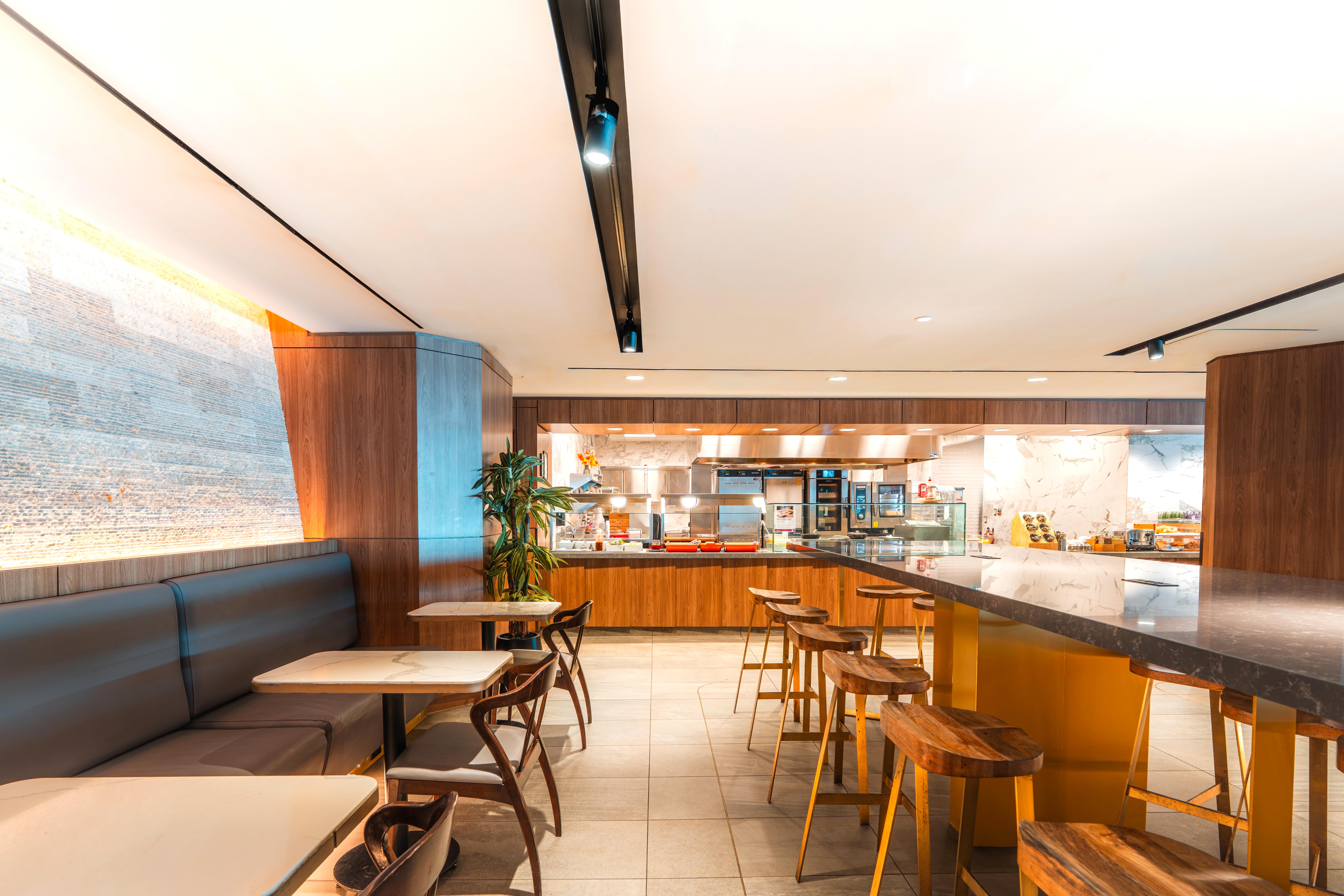 Plaza Premium Lounge (International)