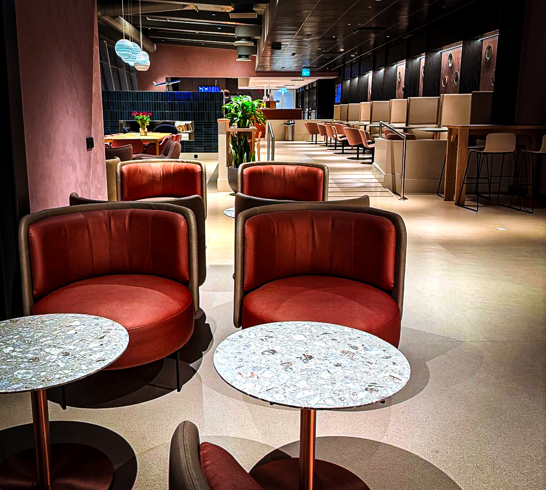Aspire Lounge (Gate 27)