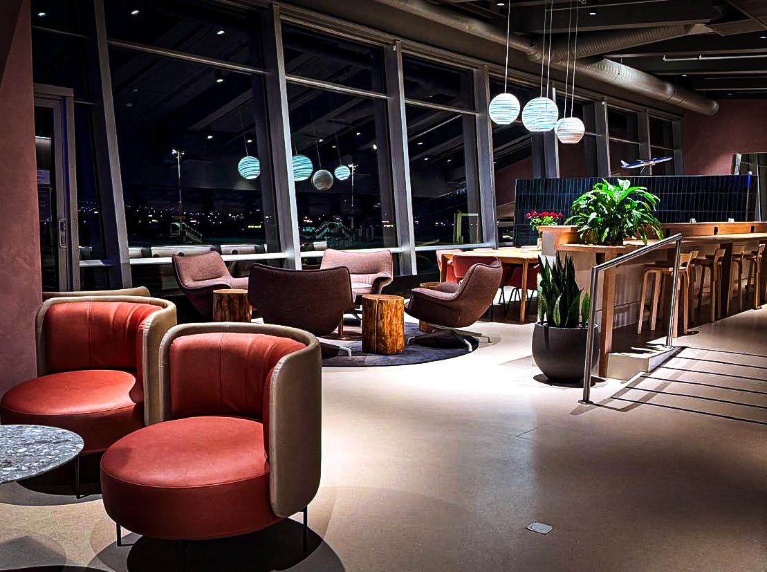 Aspire Lounge (Gate 27)