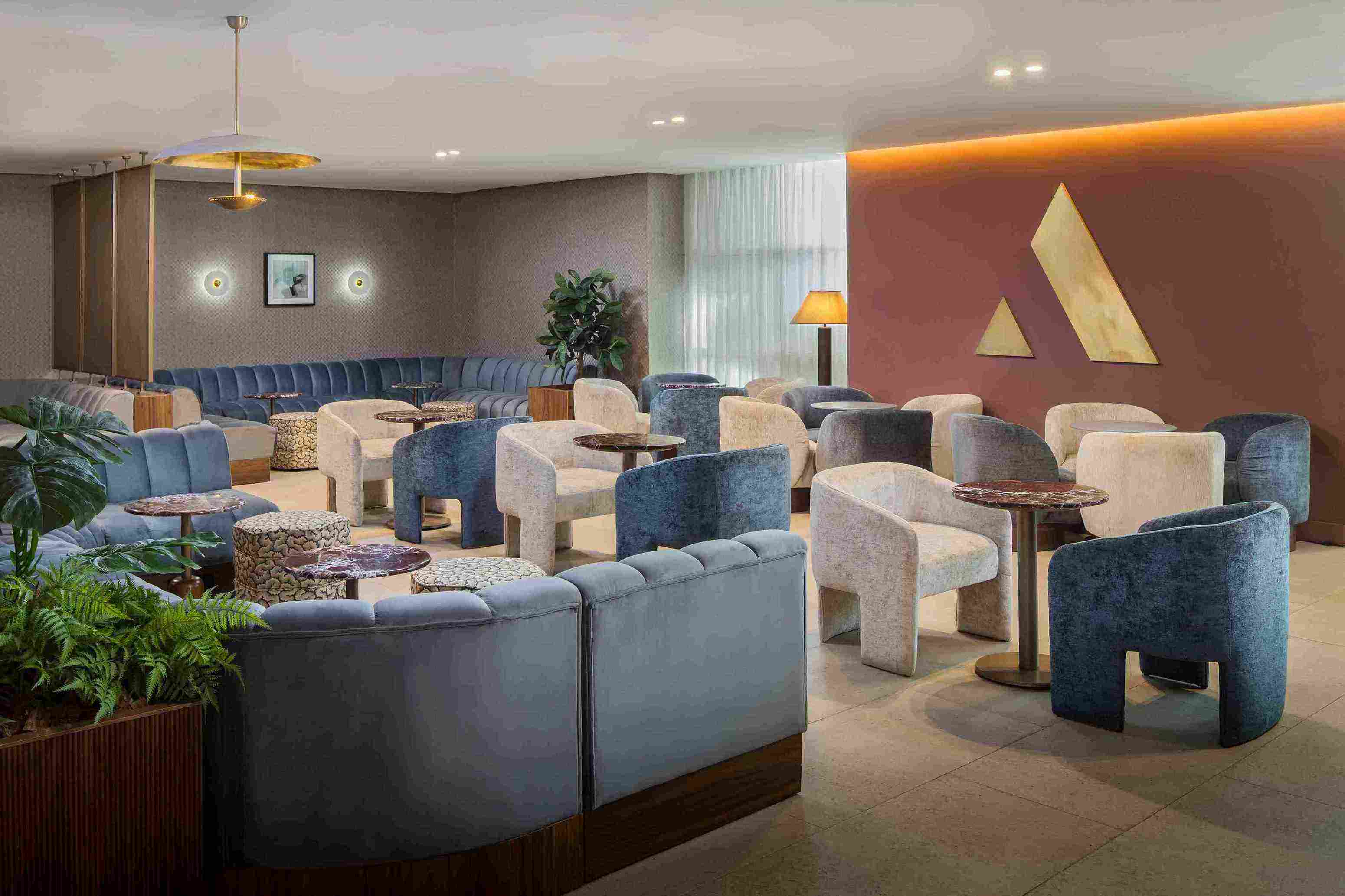 Casablanca Aspire Lounge
