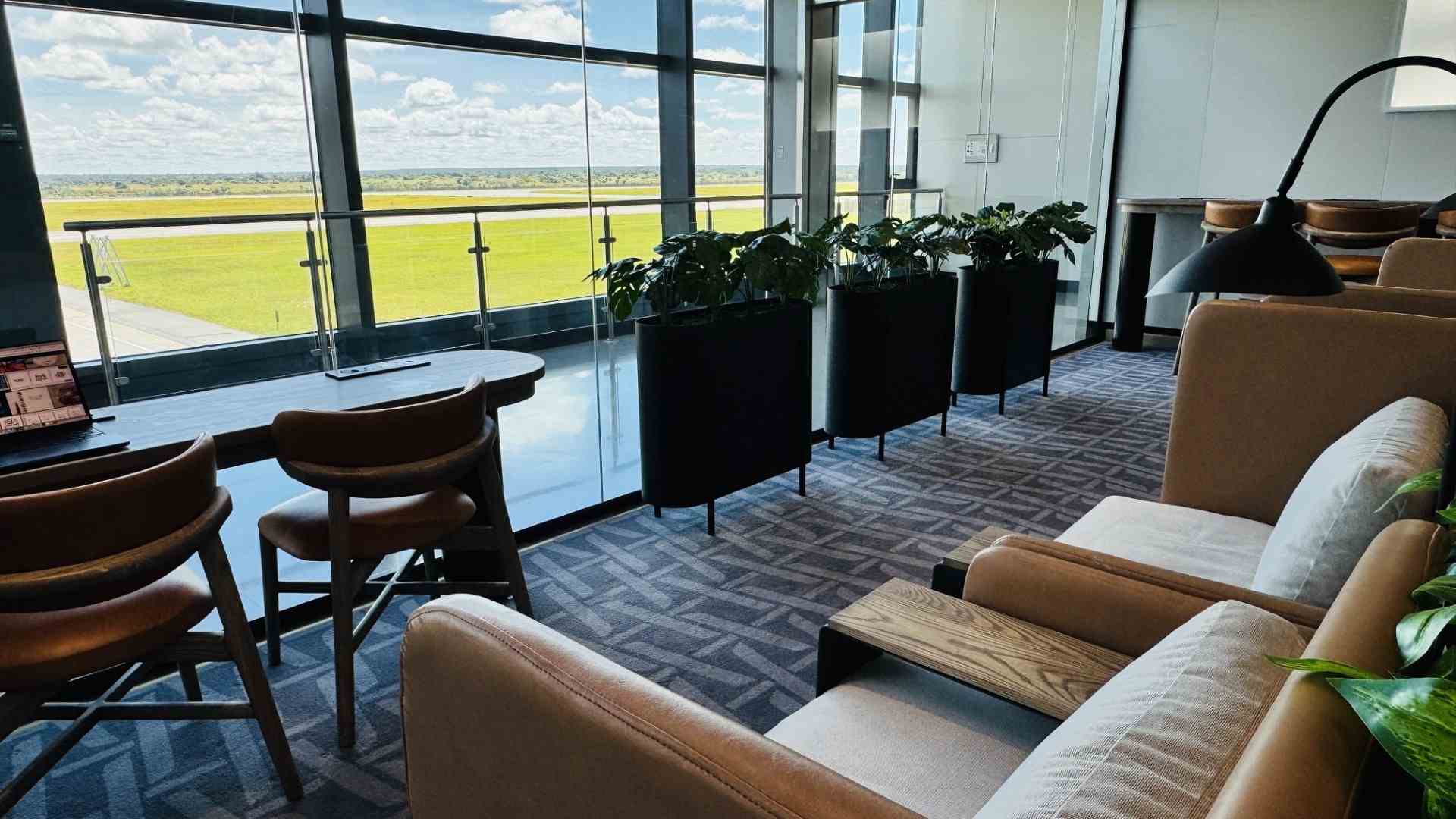 Paragon Premium Lounge