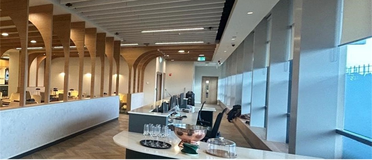 The Phoenix Lounge