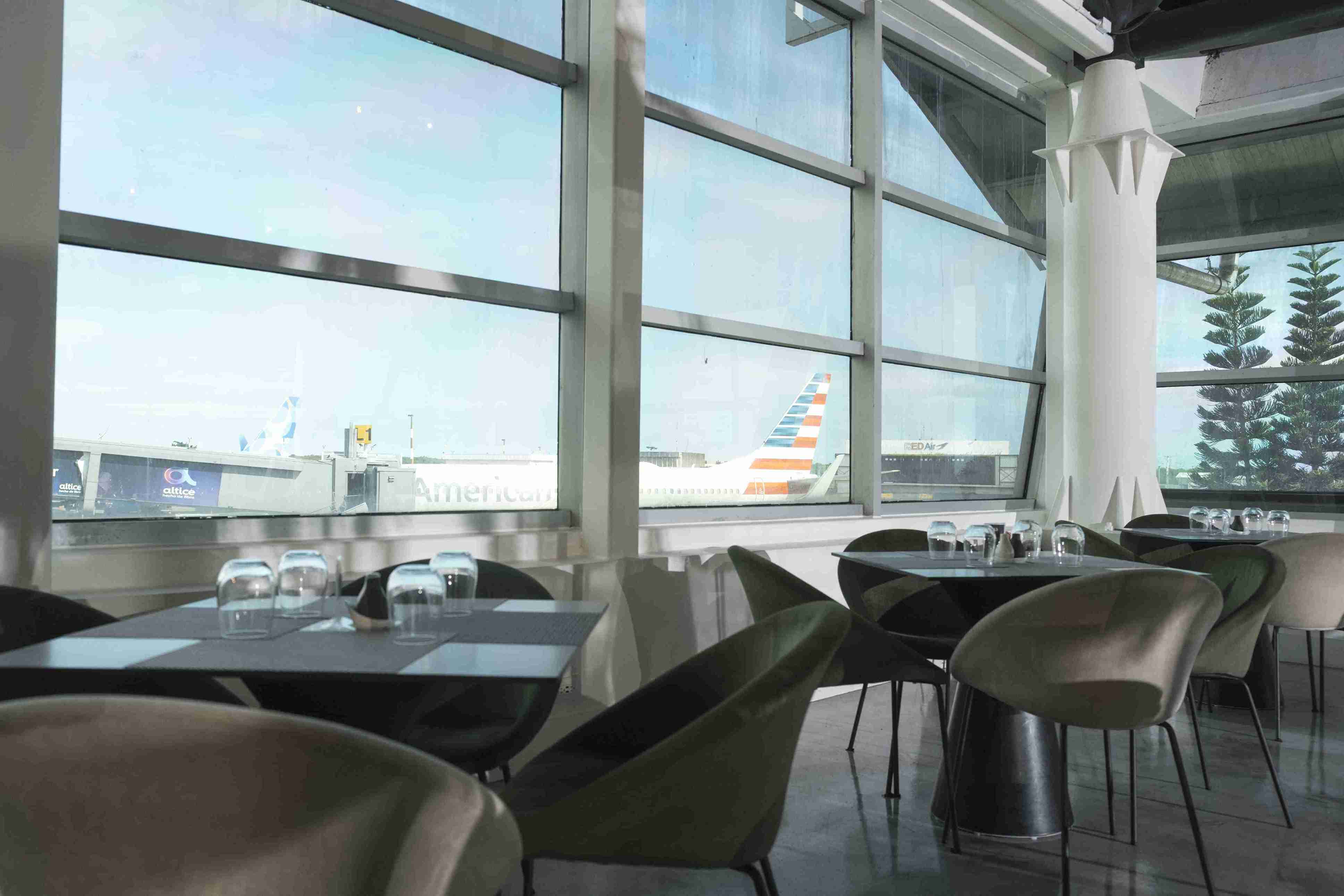 Sky the Lounge