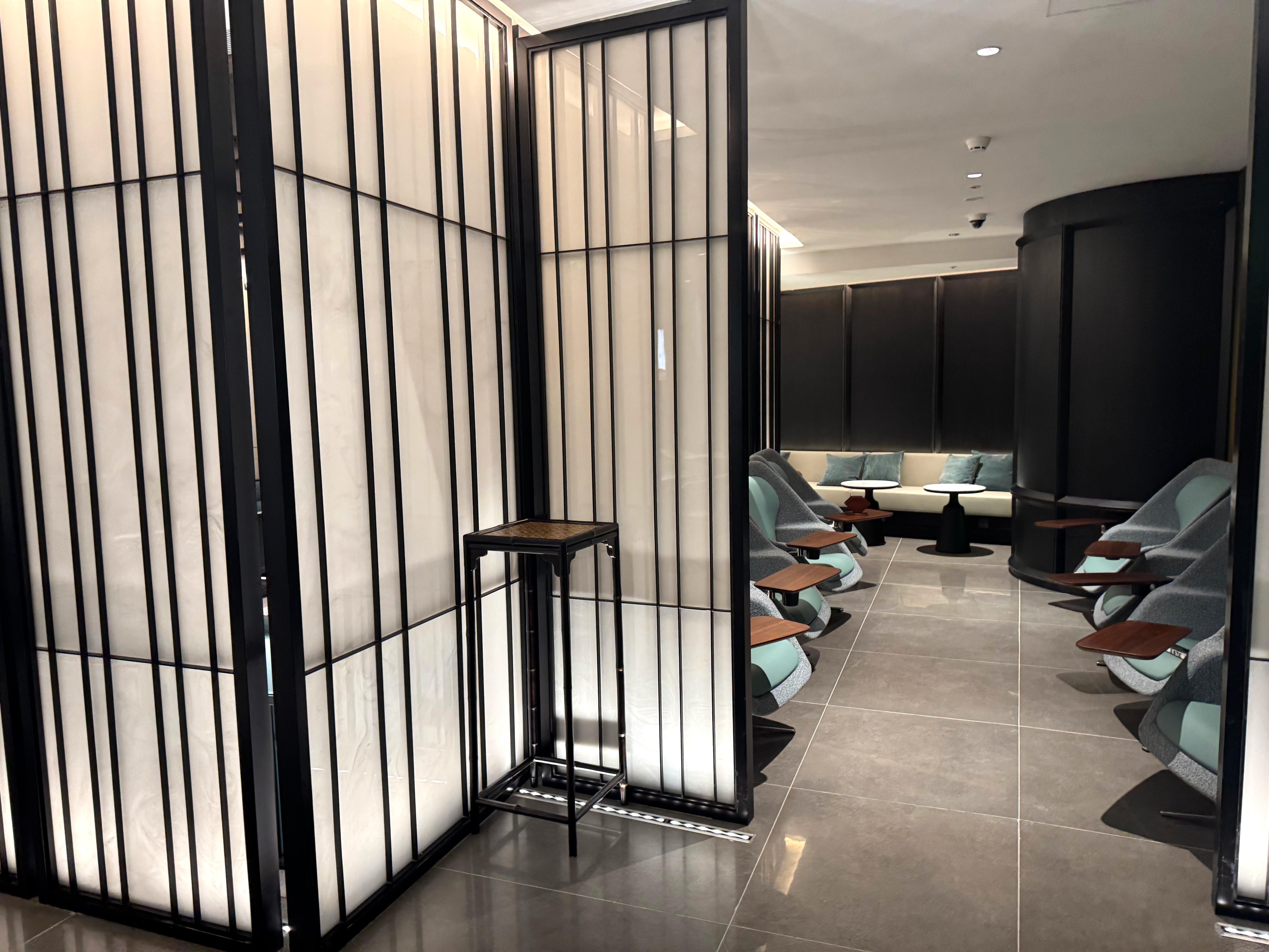 L33 Lounge (T3 Domestic)