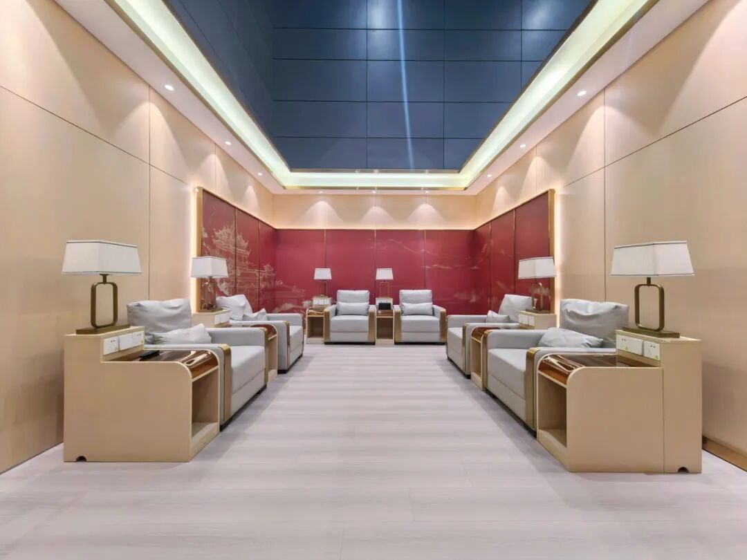 First Class&VIP Lounge