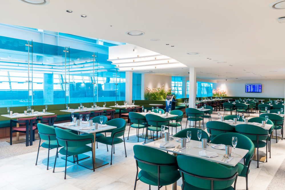 Matina Lounge (East Wing)