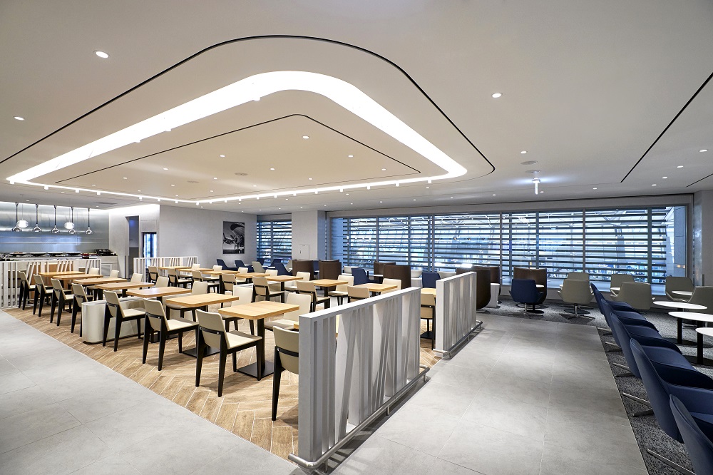 Matina Lounge (West Wing)
