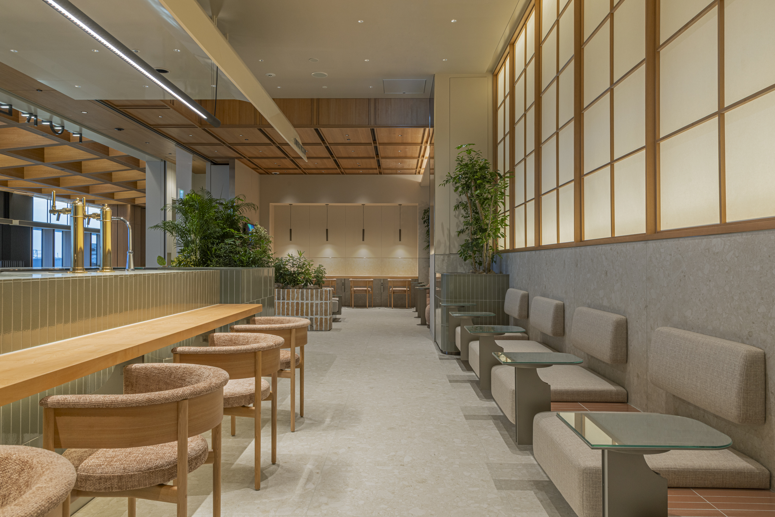 FOREST LOUNGE image