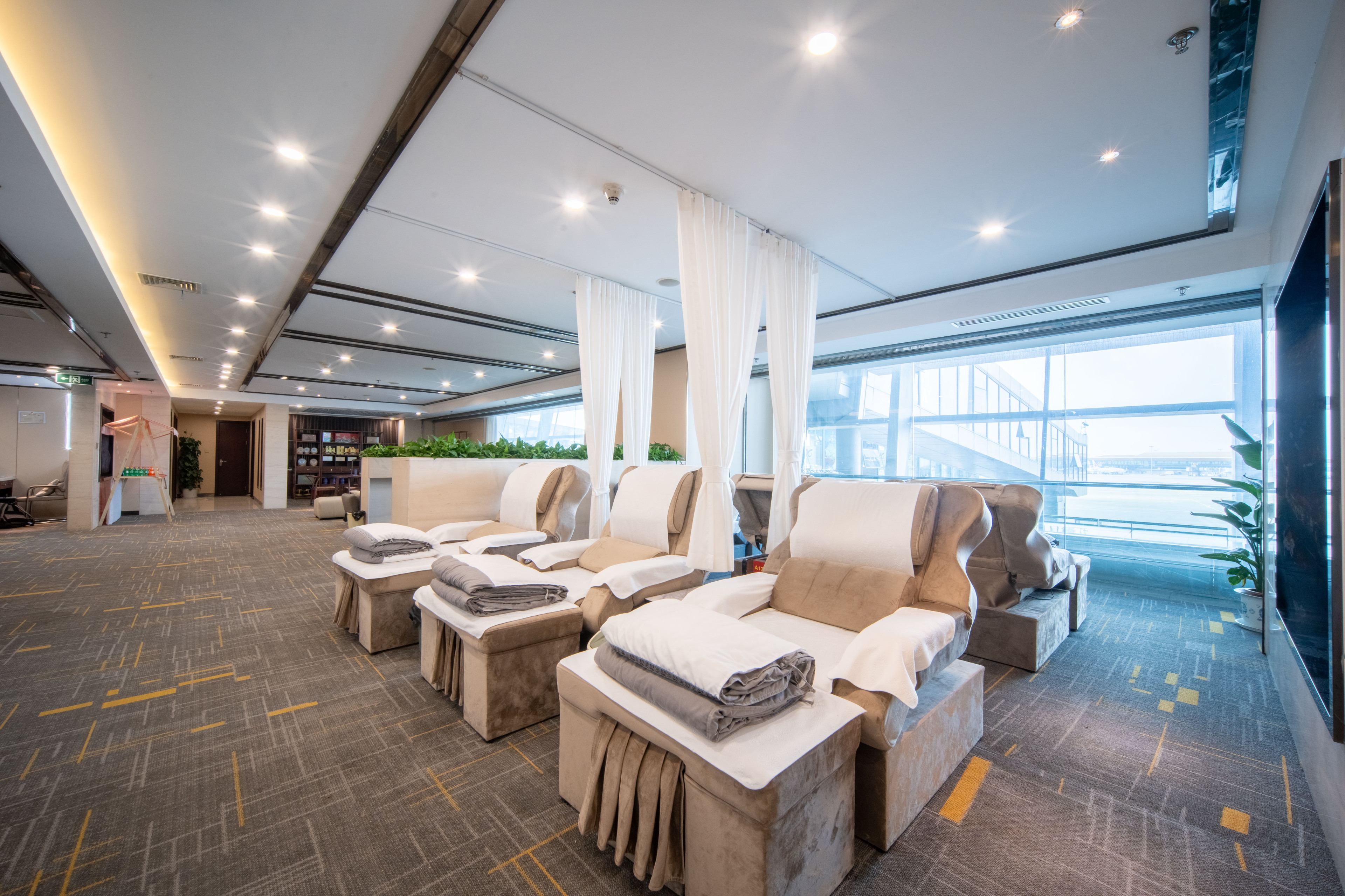 机场旅客服务驿站-雪麓厅 image