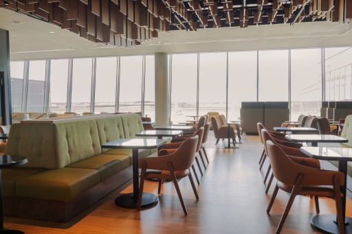 Plaza Premium Lounge image