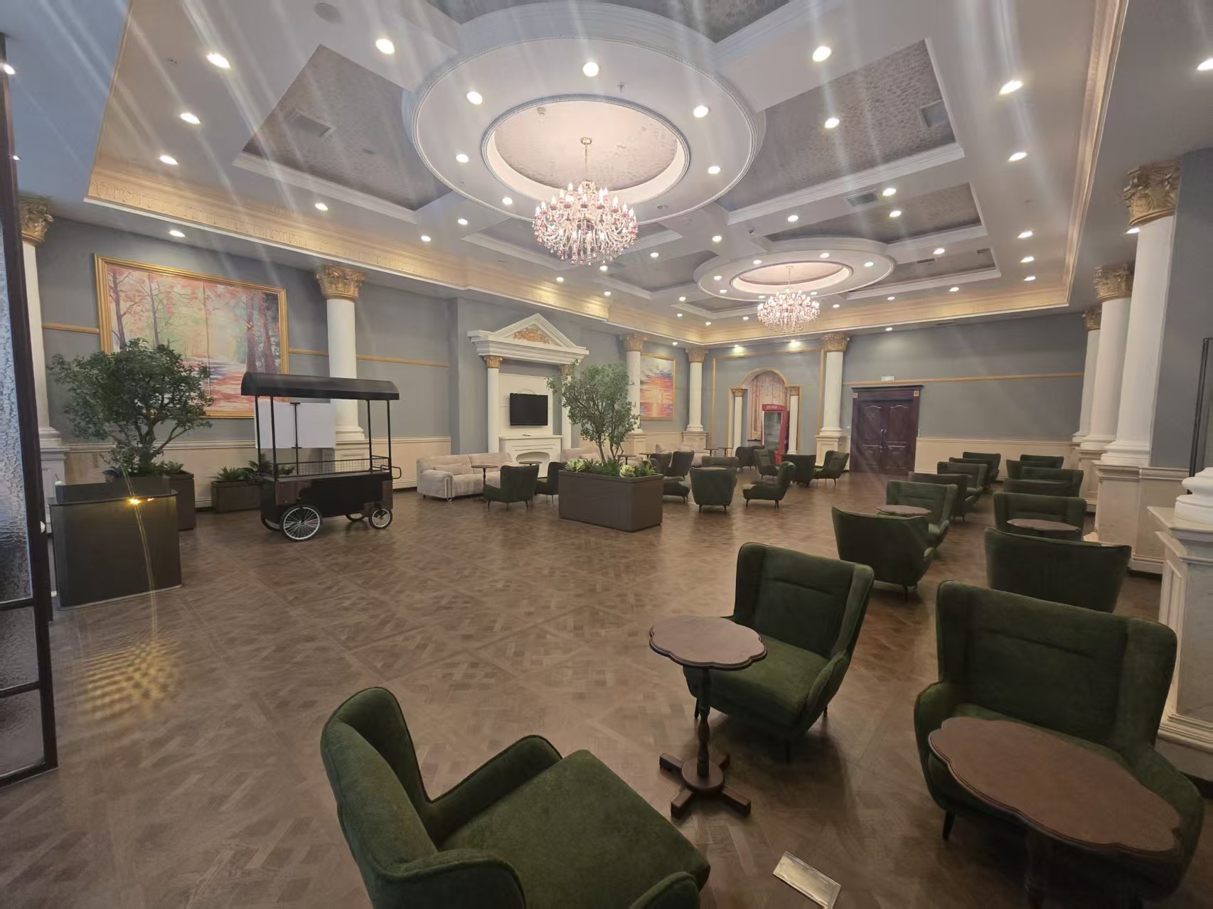 First Class Lounge (Airside) image