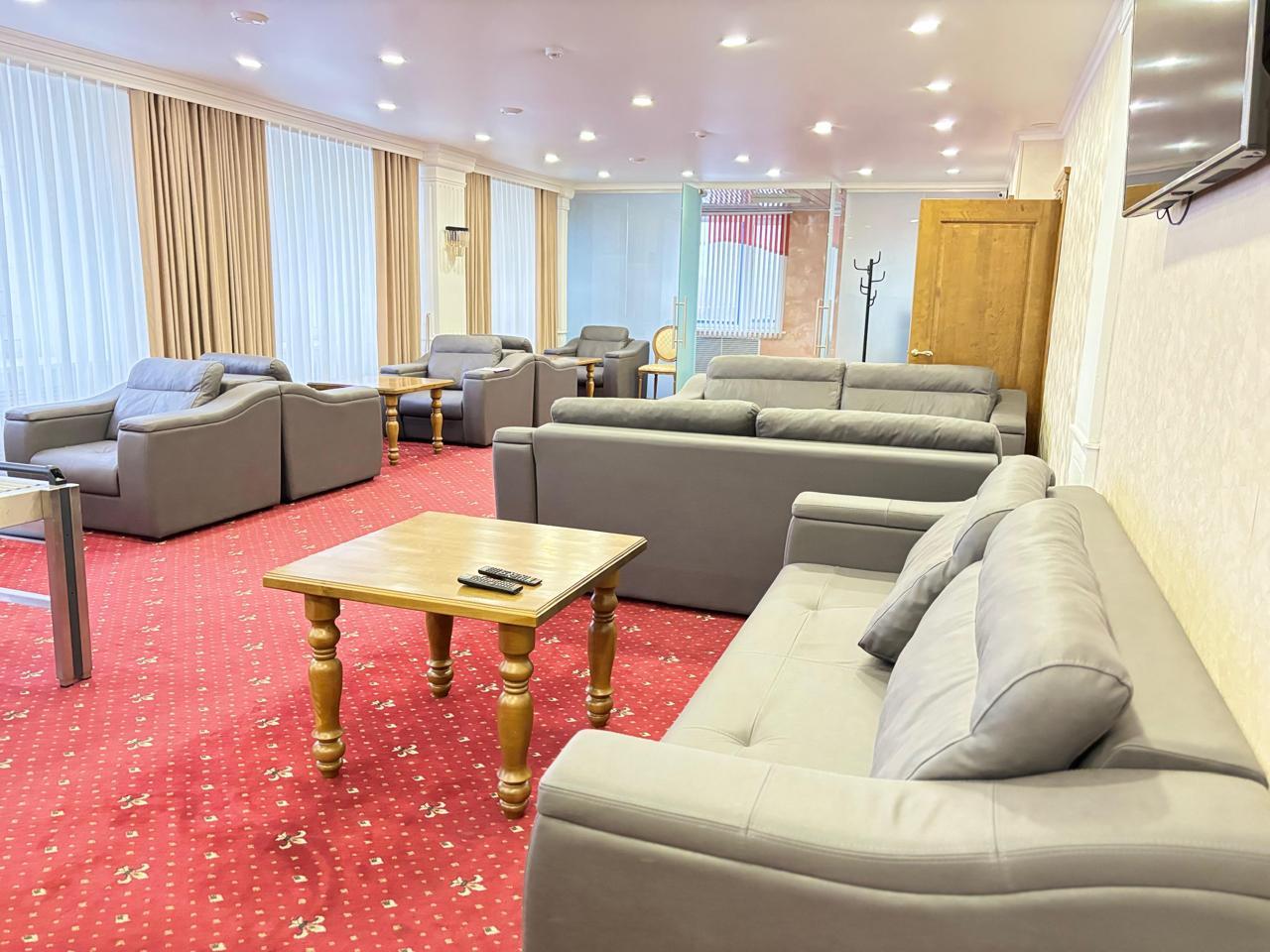 CIP Lounge image