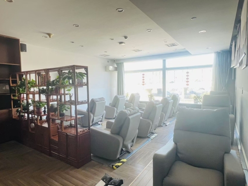 Shared Sleeping Pod Lounge (T1 Domestic) image